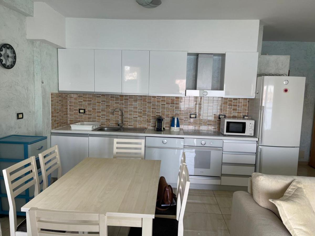 1-Stunning Sea View Apartments! Sarande Bagian luar foto