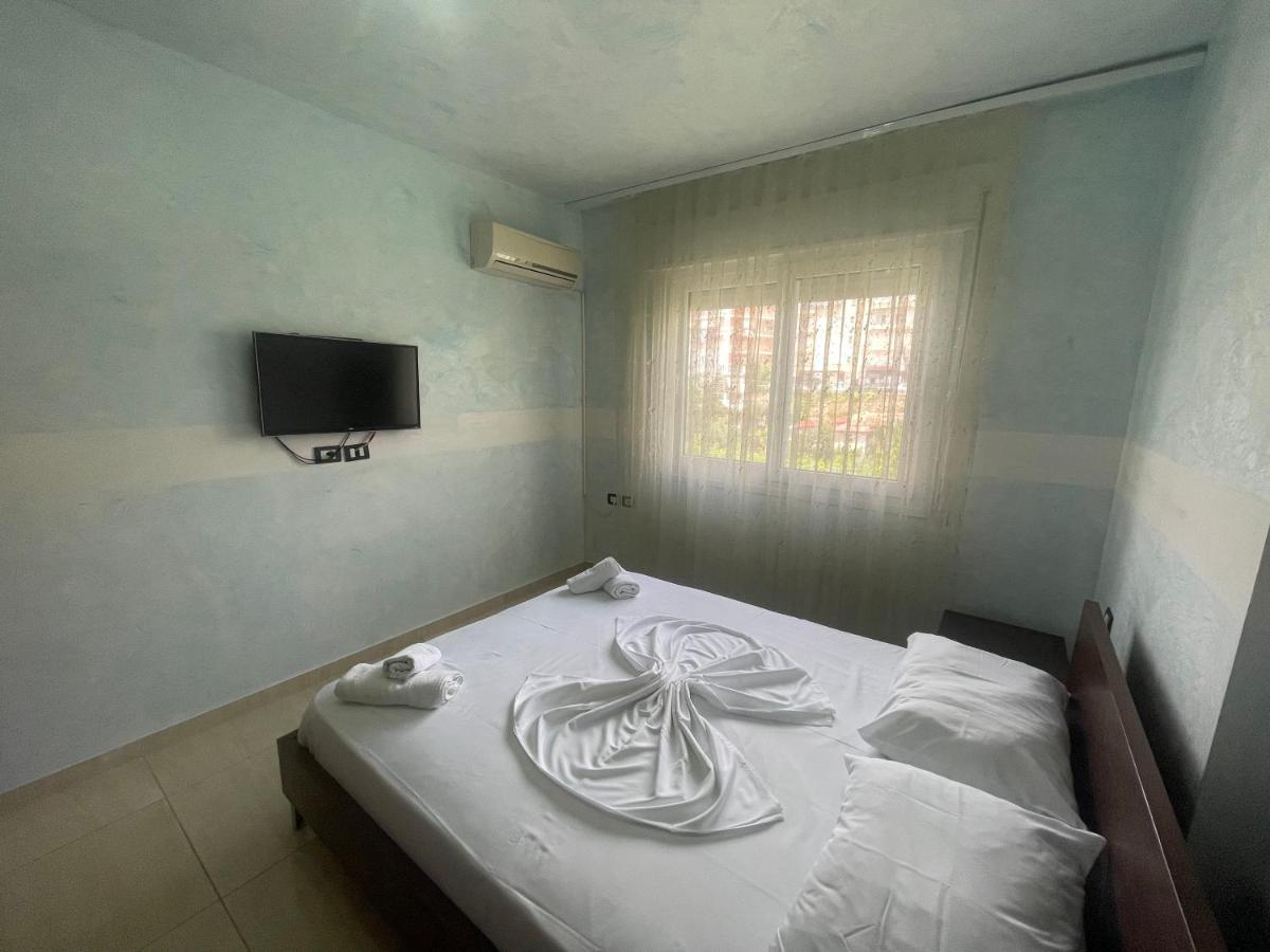 1-Stunning Sea View Apartments! Sarande Bagian luar foto