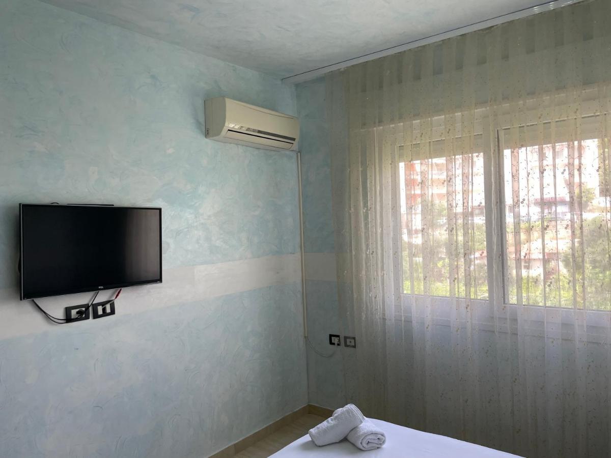 1-Stunning Sea View Apartments! Sarande Bagian luar foto